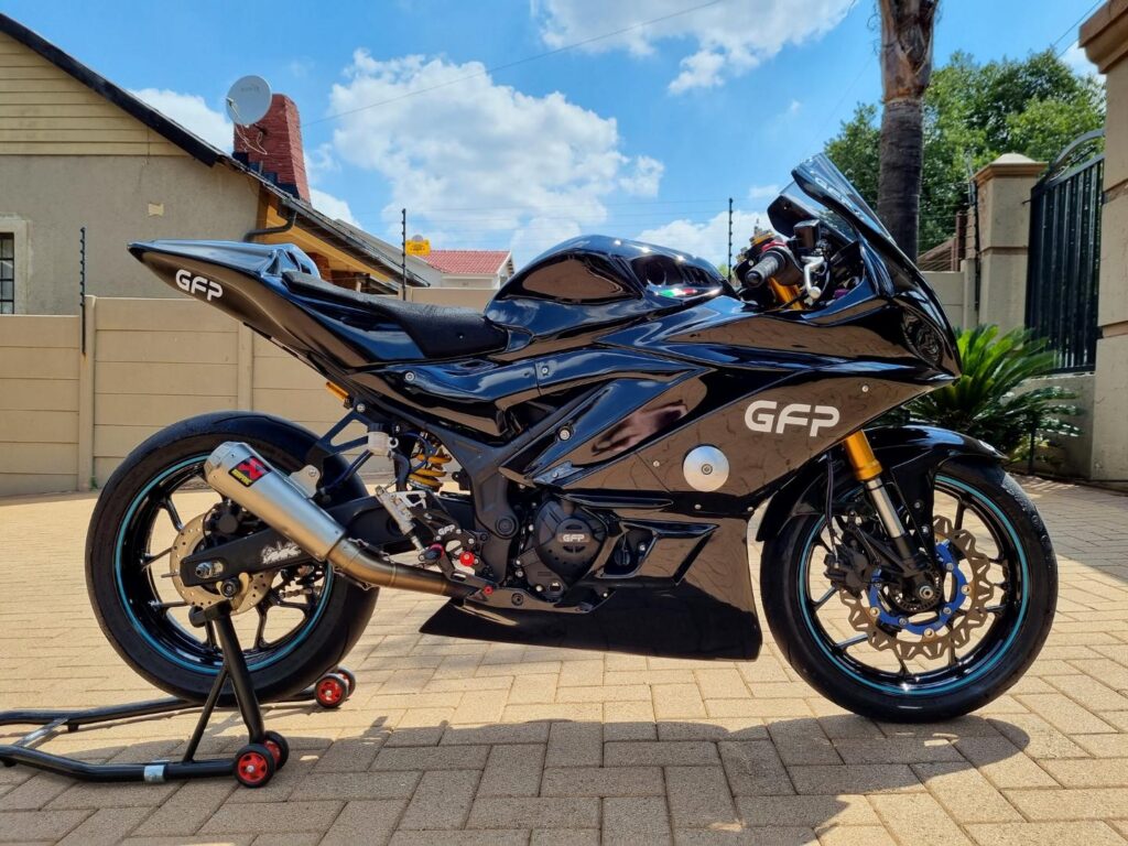 2019 Yamaha R3